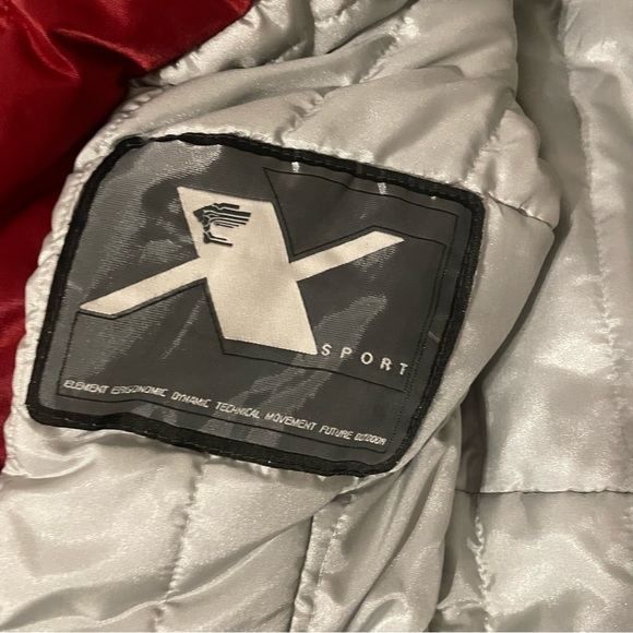 Red Versace sport ski jacket. - Picture 6 of 8